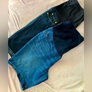 2 pairs of over-the-belly maternity shorts